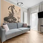 Apartment Granaria Old Town By Alqueen