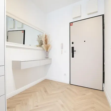 Apartment Granaria By Alqueen