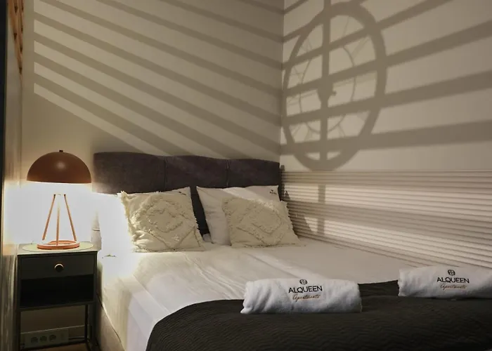 Granaria Old Town By Alqueen グダニスク