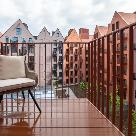 Granaria Old Town By Alqueen غدانسك