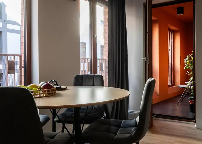 Granaria Old Town By Alqueen Apartament